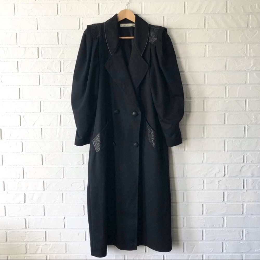 Absolutely gorgeous 80s Avant Garde Wool Coat - Picture 5 of 15